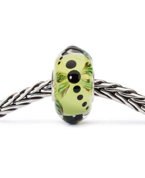 Dragonfly in Garden Bead