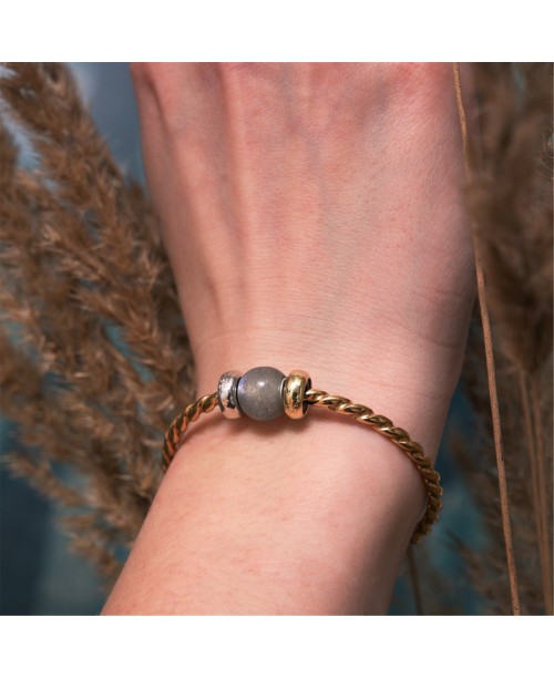 Labradoritas, Apvalus