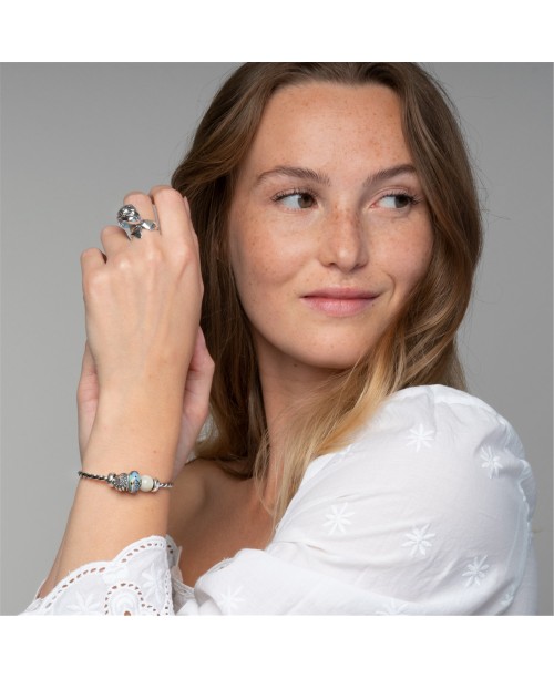 Baltasis Mėnulio Akmuo, Apvalus