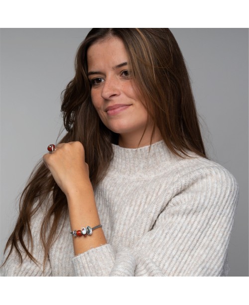 Raudonasis Oniksas, Apvalus