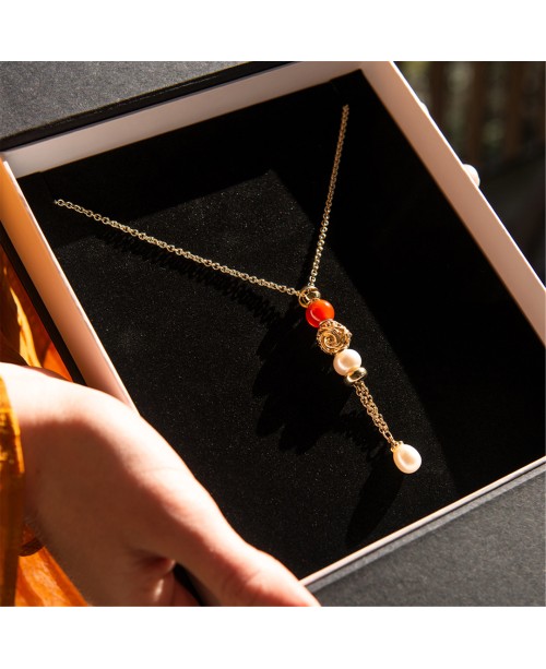 Raudonasis Oniksas, Apvalus