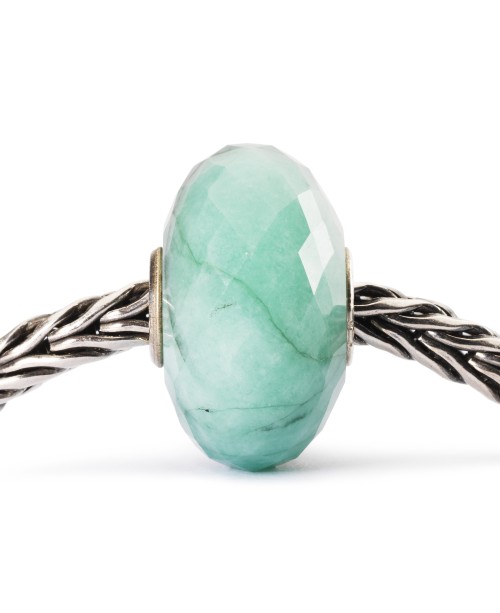 Emerald Bead