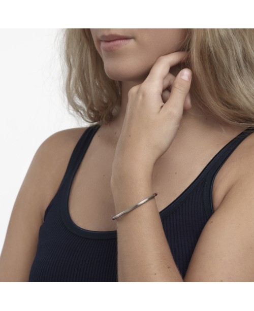 Žvaigždė, Sidabro „Bangle“ Apyrankė