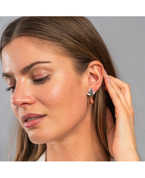 Leaves of Positivity Studs