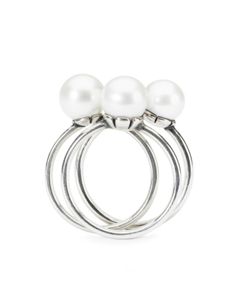 Delicate Pearl Ring