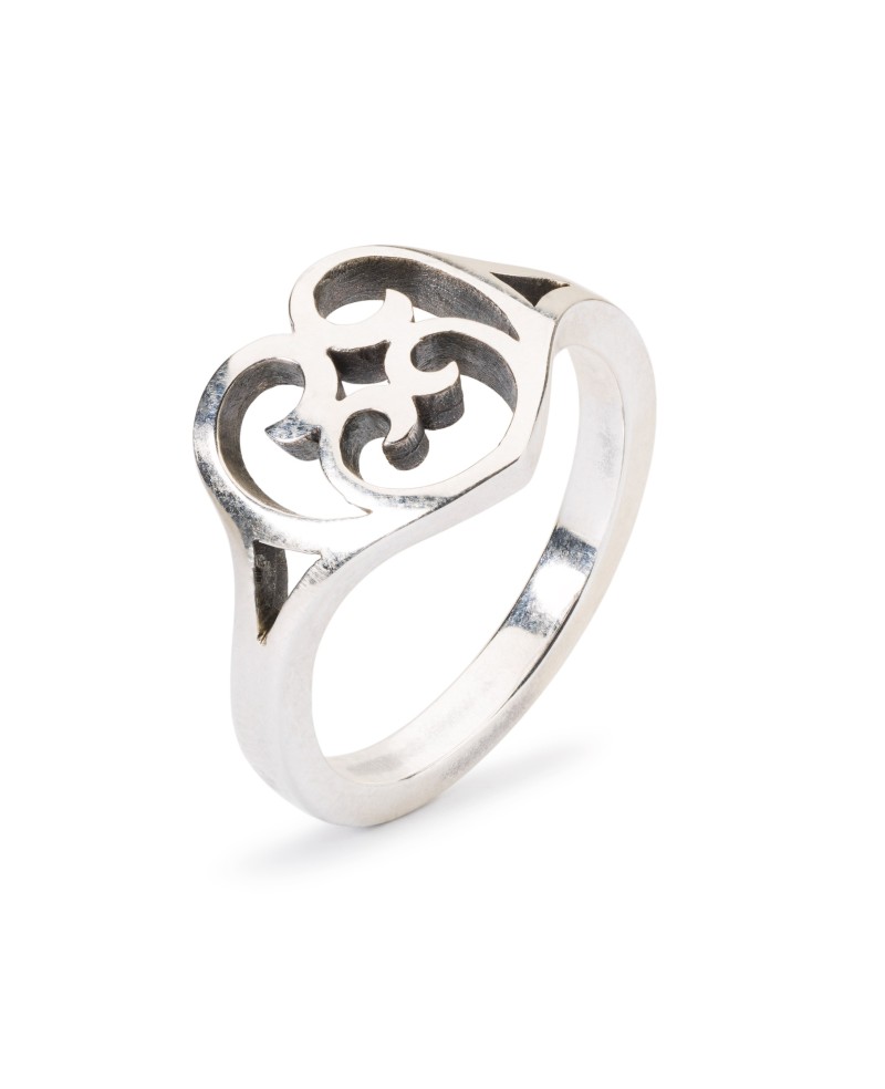 Passion Beat Ring