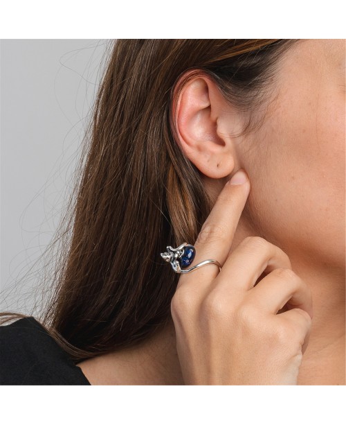 Cat at Ease Fantasy Ring