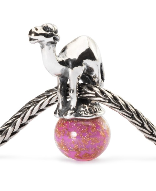 Dromedary Bead