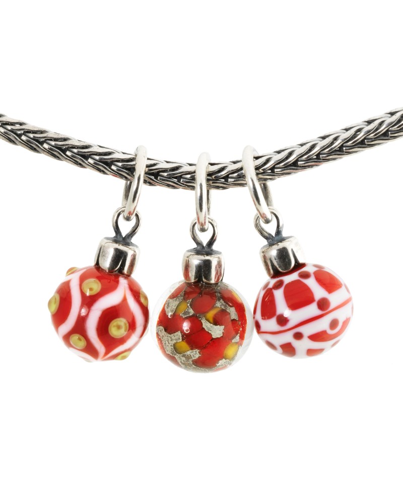Red Christmas Ornaments Single