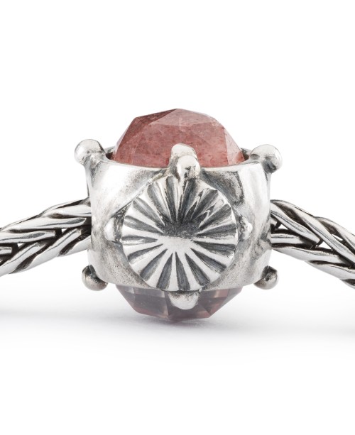 Cradle of Heart Bead