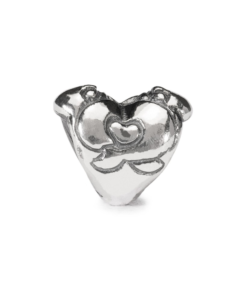 Hugging Heart Bead