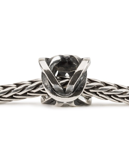 Resilience Knot Bead