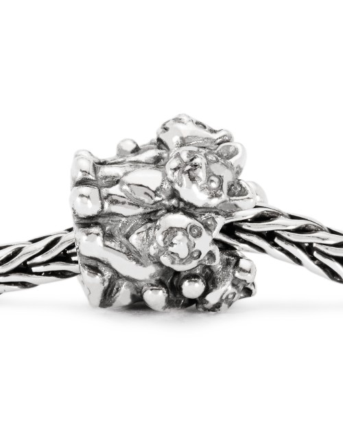 Family of Kittens Bead