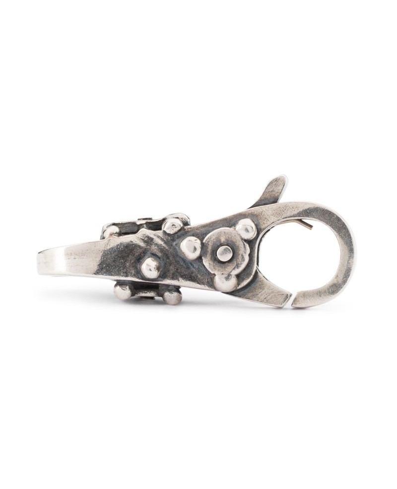 Clasp of New Beginnings