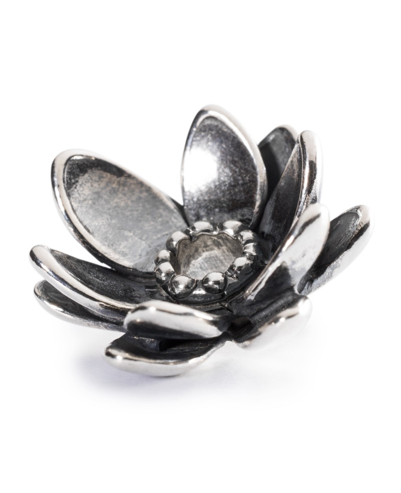 Giant Lotus Pendant