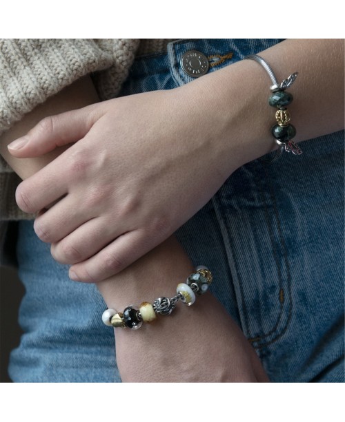 The Diamond Bead, Black