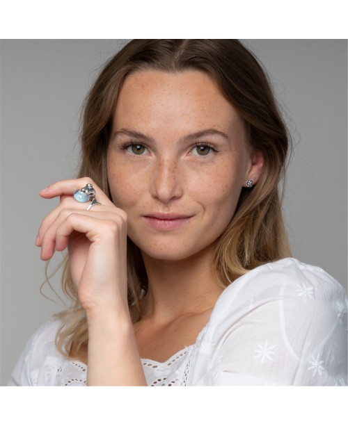 Deimantinis Karoliukas, Melsvas