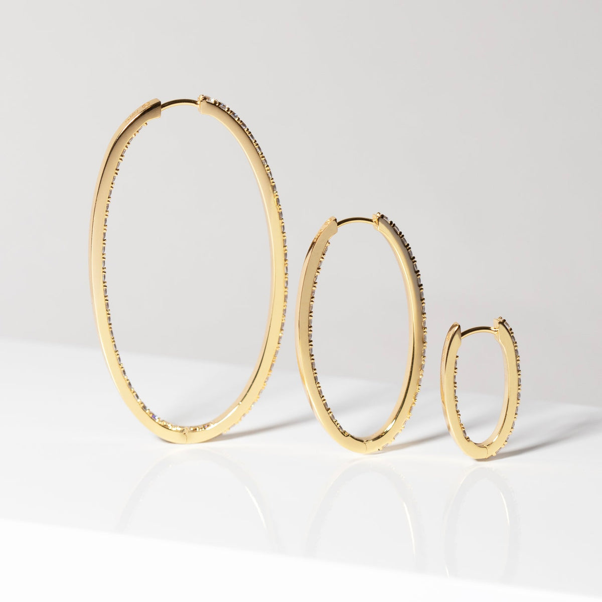 18K gold plated | White | Medio