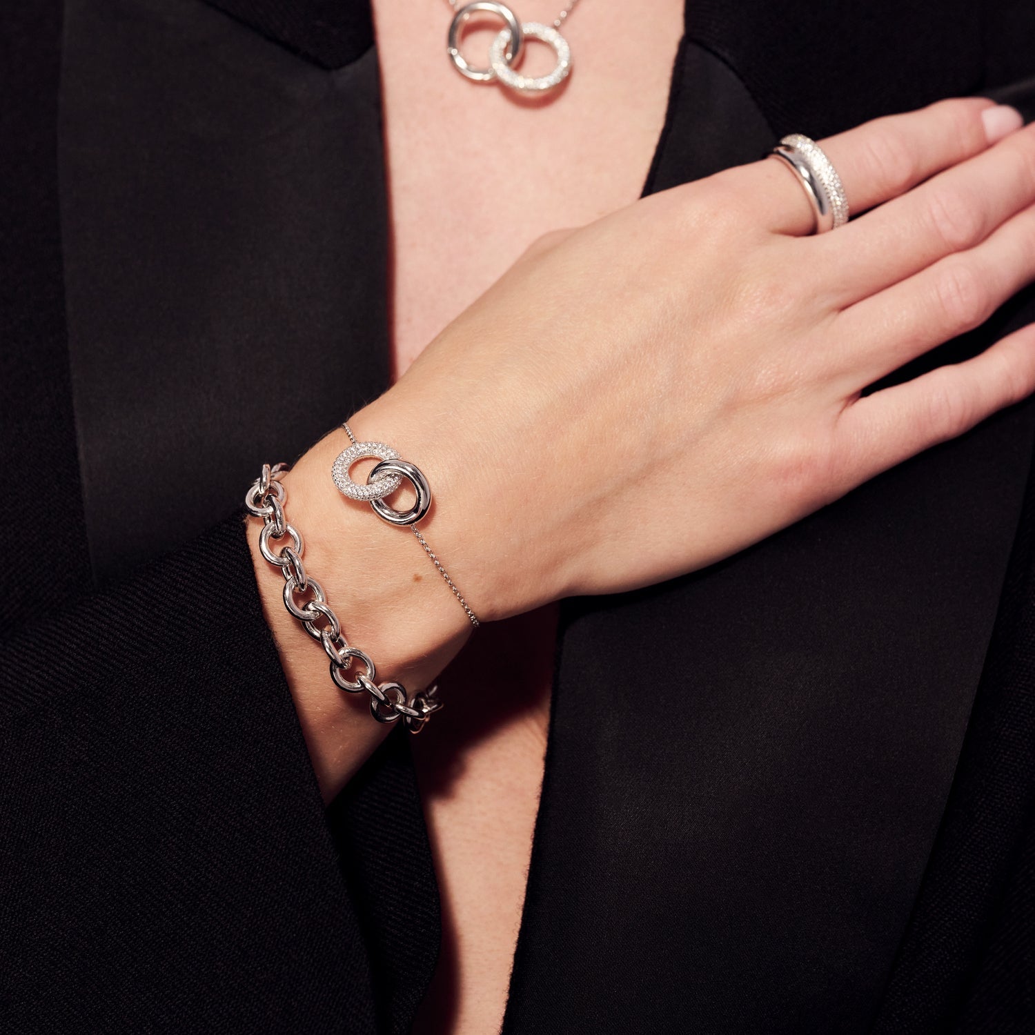925 Sterling silver | White