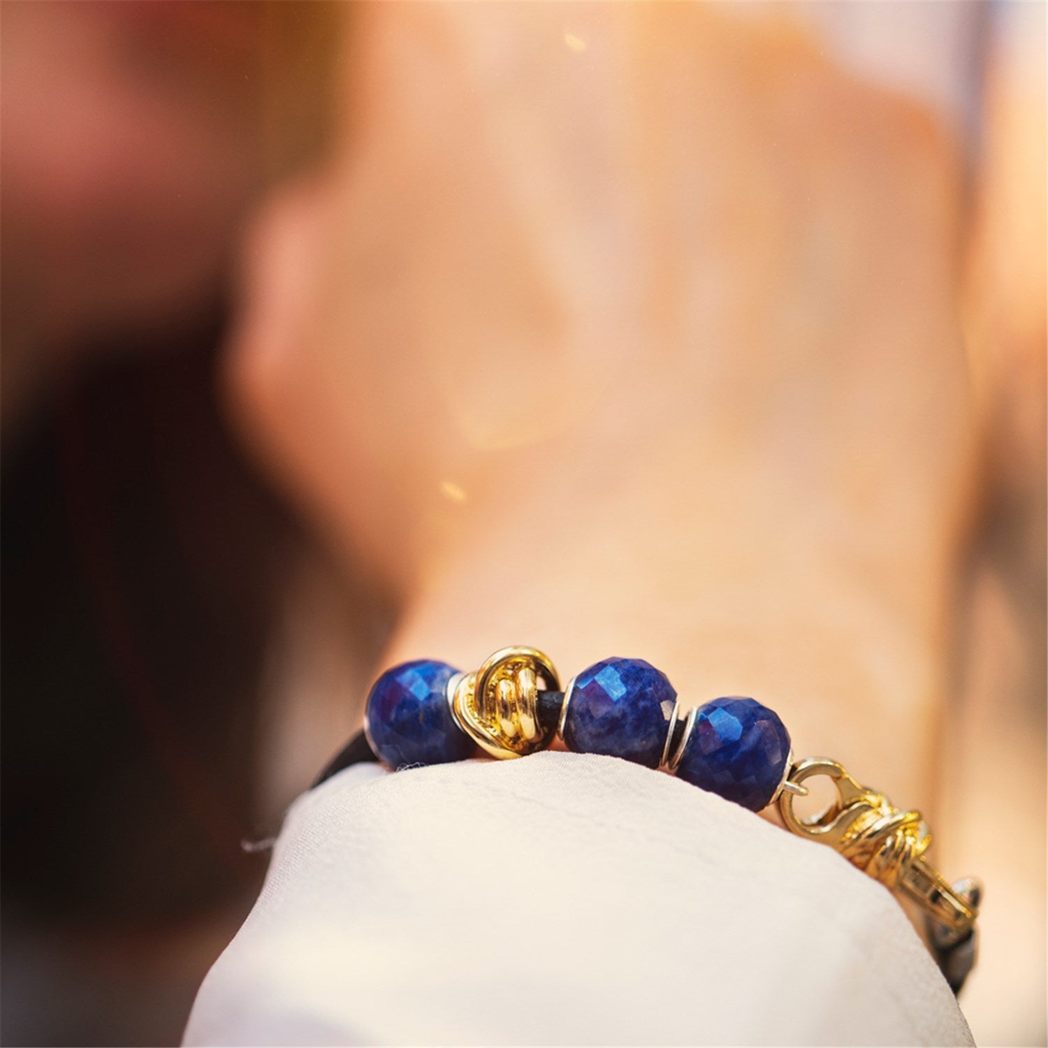 Round Blue Sodalite Facet TSTBE-00052