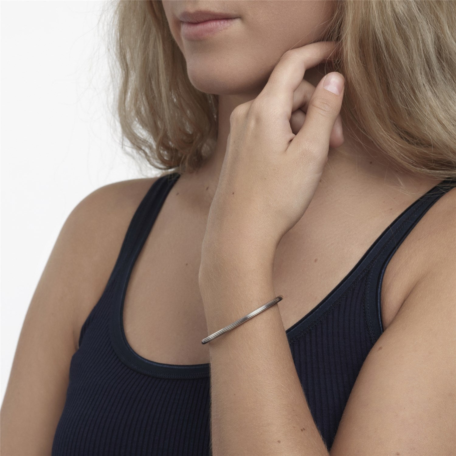 Žvaigždė, Sidabro „Bangle” apyrankė