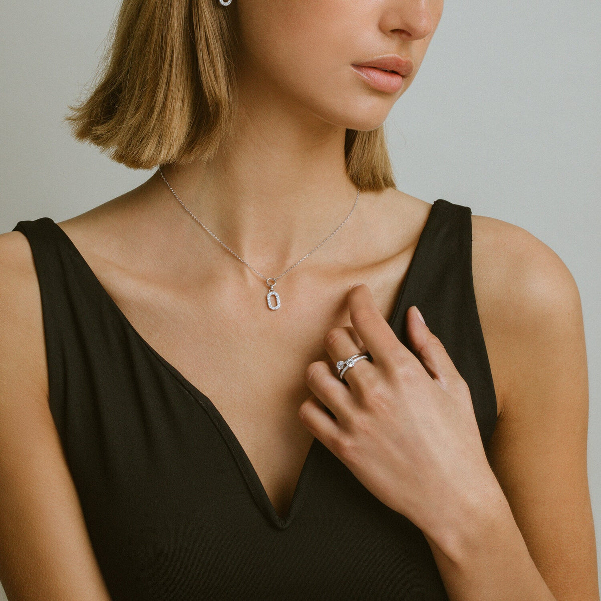 925 Sterling silver | White